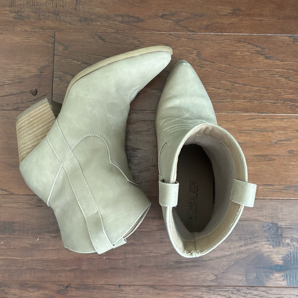 Rocky Women's Tan Ankle Boots